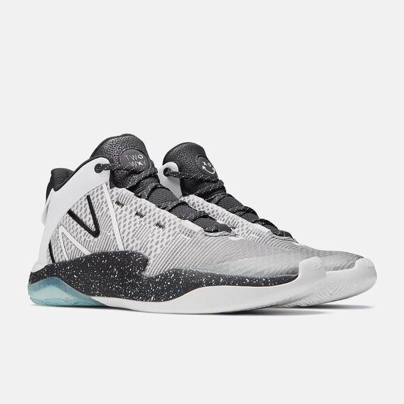 New Balance Men's Two WXY V2 Basketball Shoes **BRAND NEW / NWT** - Picture 1 of 7